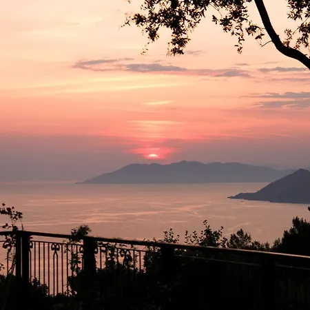 Villa Uzunyurt Sleeps 4